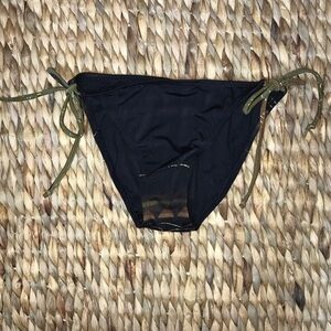 Beach Joy Size Medium Metallic Bikini Side Ties Bikini Bottom. New With Tags